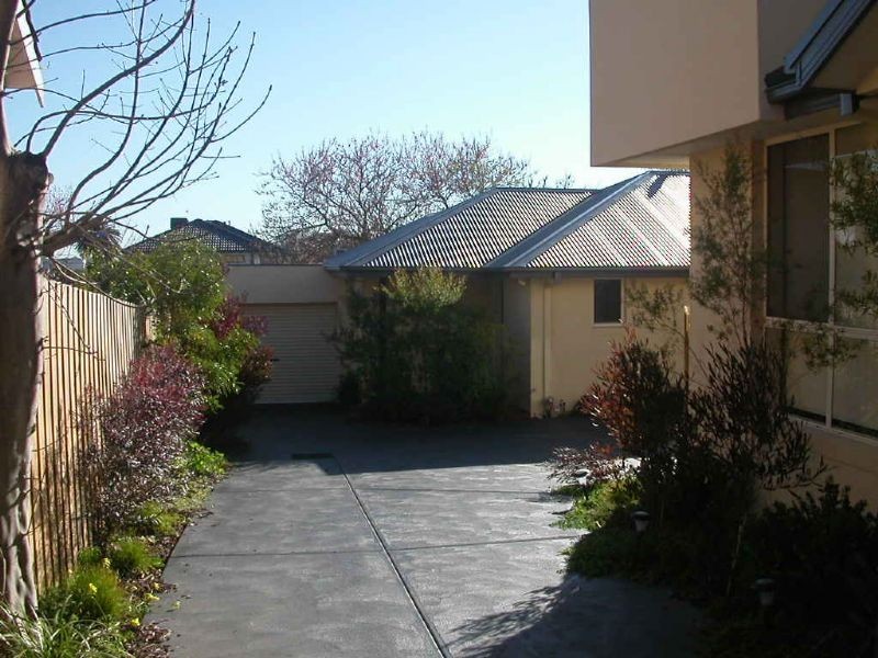 2/7 HELEN STREET, Frankston South VIC 3199