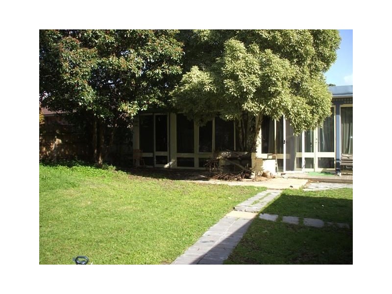 2/2 CORIO, Frankston South VIC 3199