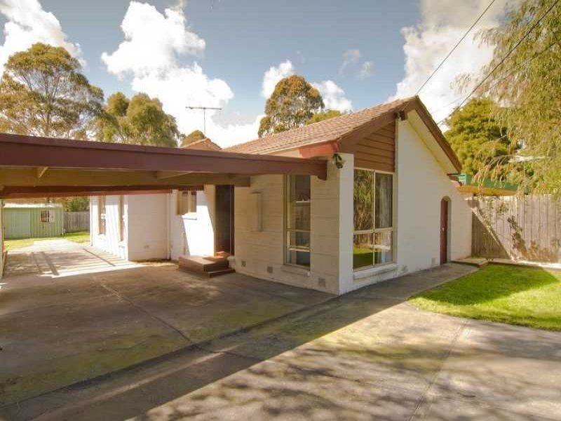 15 Wattle Drive, Frankston VIC 3199