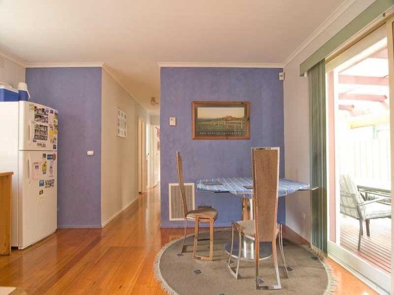 15 Wattle Drive, Frankston VIC 3199