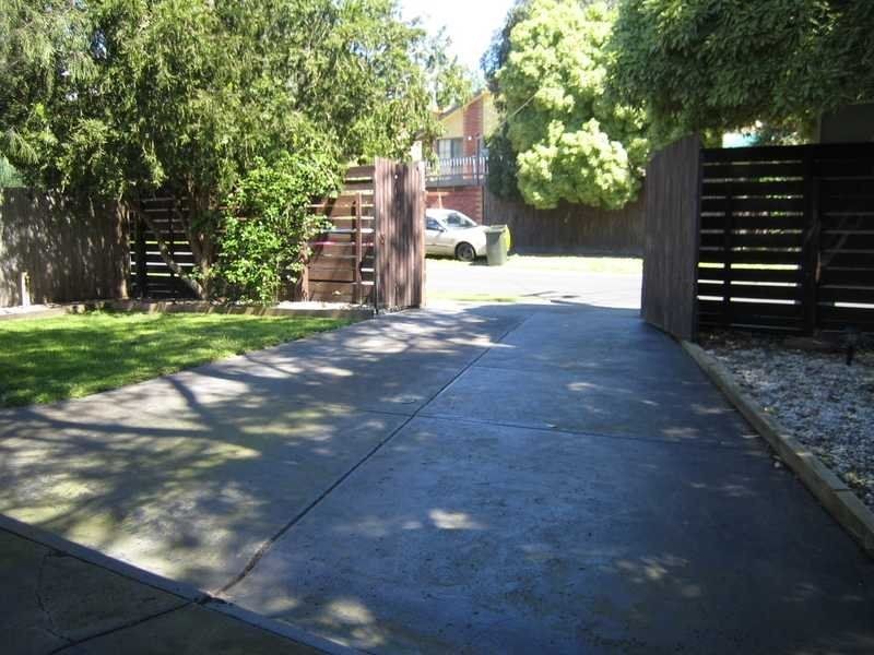 15 Wattle Drive, Frankston VIC 3199