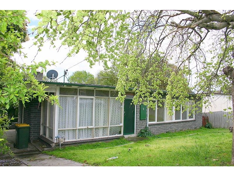 3 Woorilla Court, Frankston VIC 3199