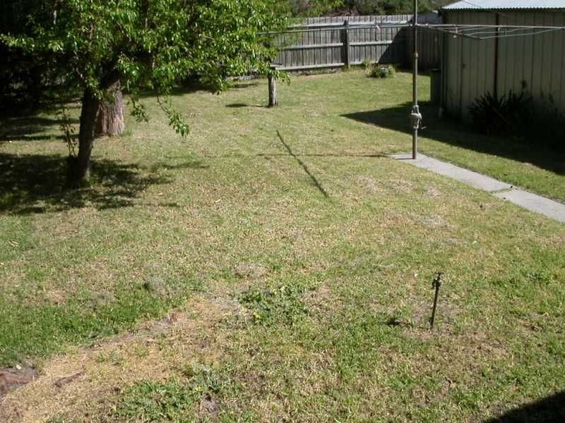 60 Rosemary Crescent, Frankston North VIC 3200