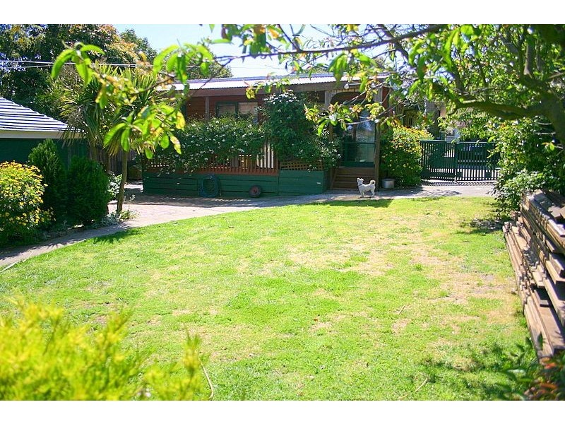 6 Stewart Street, Mount Eliza VIC 3930