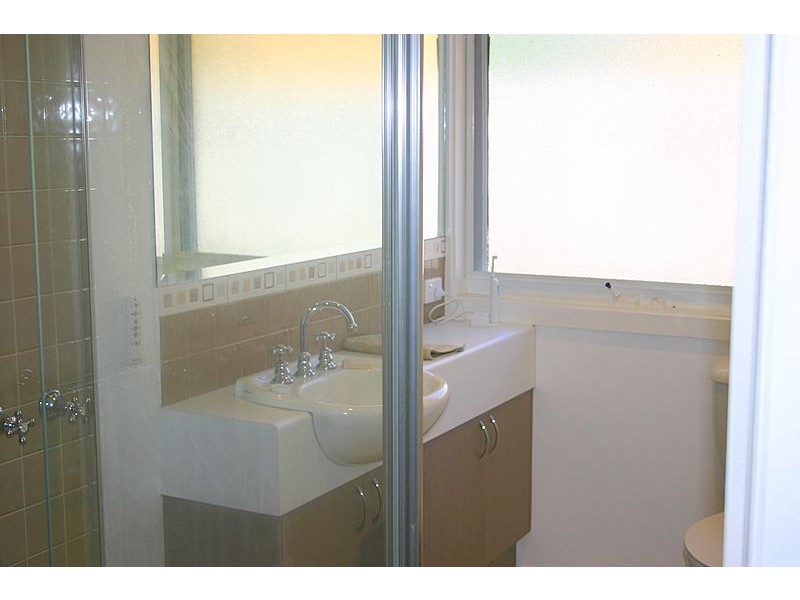 5 Acton Place, Frankston VIC 3199