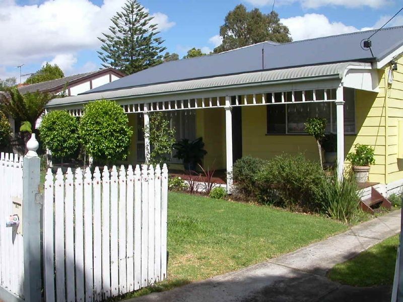 11 OLYMPIC AVENUE, Frankston VIC 3199