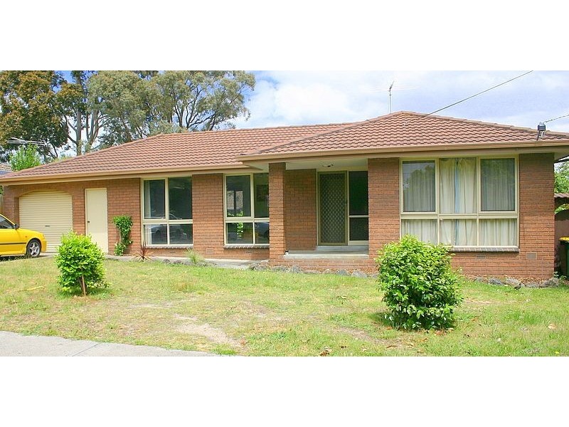 130 Karingal Drive, Frankston VIC 3199
