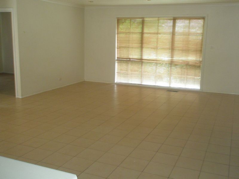 15 Avonhurst Drive, Glen Waverley VIC 3150