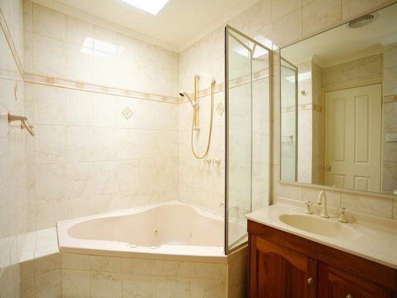 4/51-53 Stocks Road, Mount Waverley VIC 3149