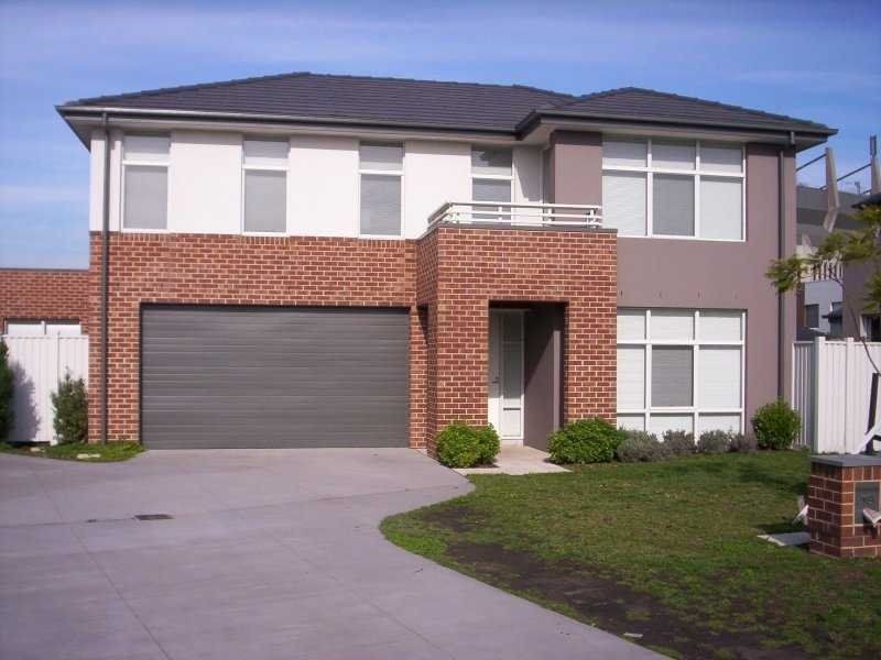 19 Lansdowne Circuit, Mulgrave VIC 3170