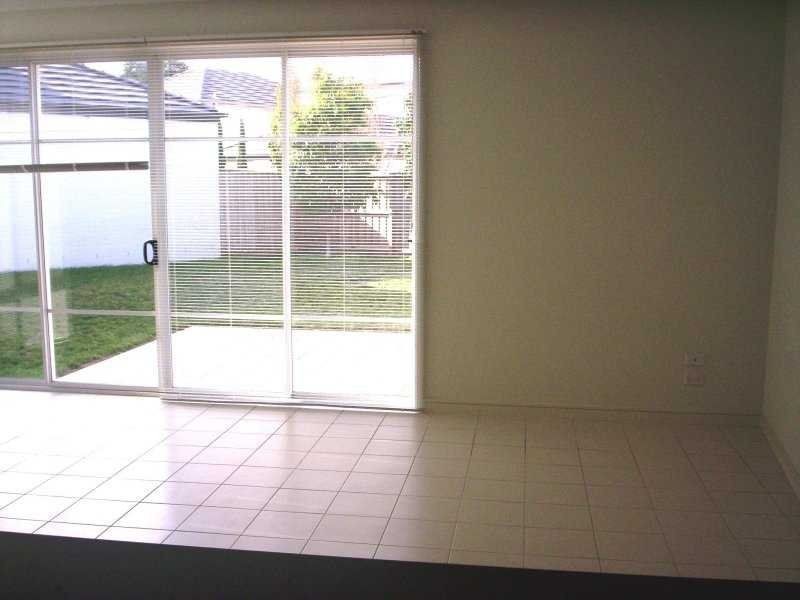 19 Lansdowne Circuit, Mulgrave VIC 3170