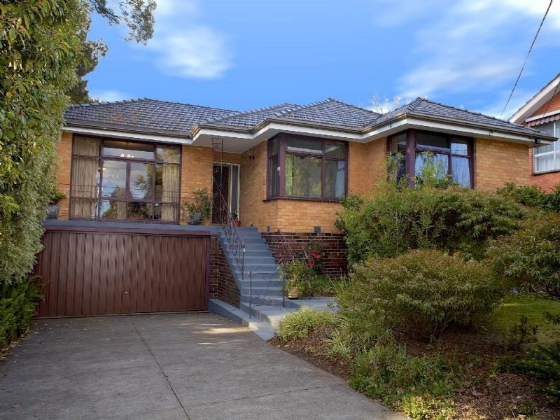 13 Oakern Street, Mount Waverley VIC 3149