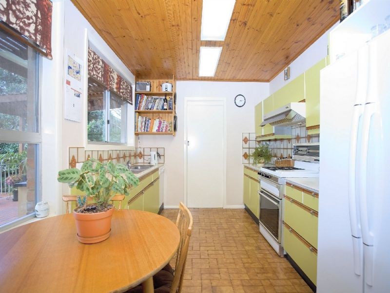 13 Oakern Street, Mount Waverley VIC 3149