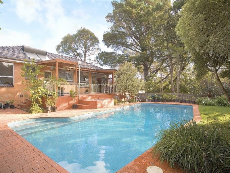 13 Oakern Street, Mount Waverley VIC 3149