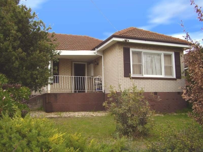 30 Adrian Street, Chadstone VIC 3148