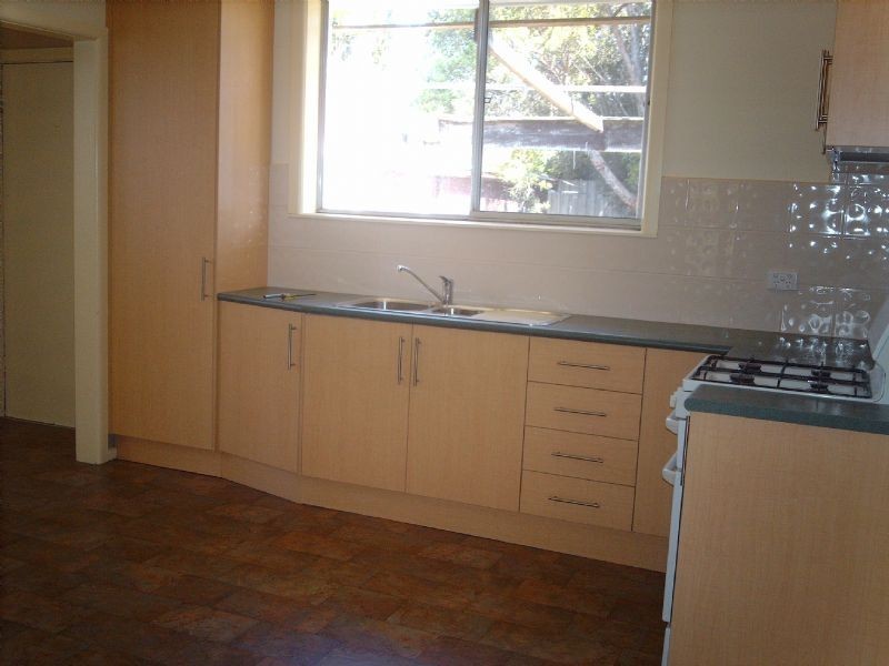 36 Mandowie Road, Glen Waverley VIC 3150