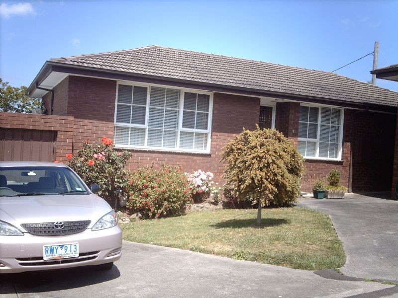 2/107 Bogong Avenue, Glen Waverley VIC 3150