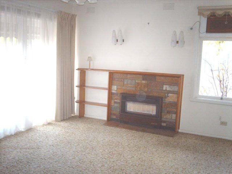 6 Debbie Street, Mount Waverley VIC 3149