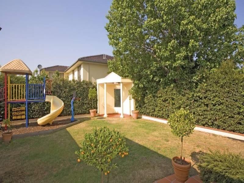 16 Leicester Avenue, Glen Waverley VIC 3150