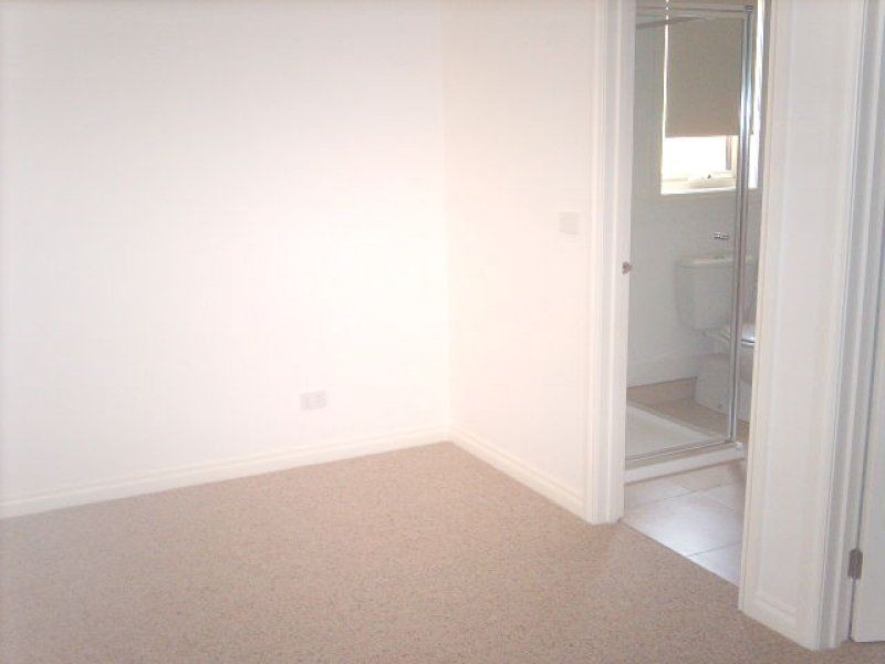 1/17 Lincoln Avenue, Glen Waverley VIC 3150