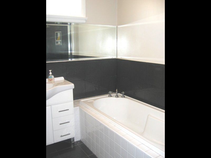 285 Gallaghers Road, Glen Waverley VIC 3150