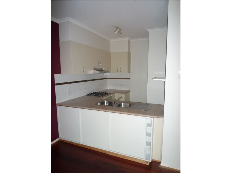 16/18 Tulloch Grove, Glen Waverley VIC 3150