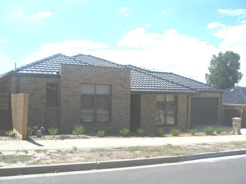 9 Savige Avenue, Mount Waverley VIC 3149