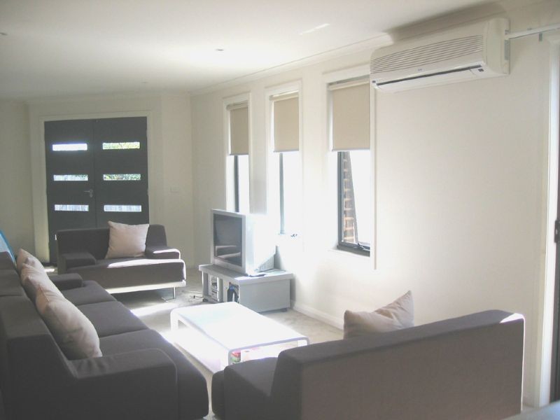 2/124 Power Avenue, Chadstone VIC 3148