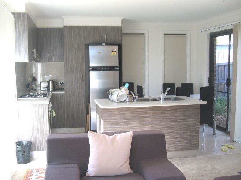 2/124 Power Avenue, Chadstone VIC 3148