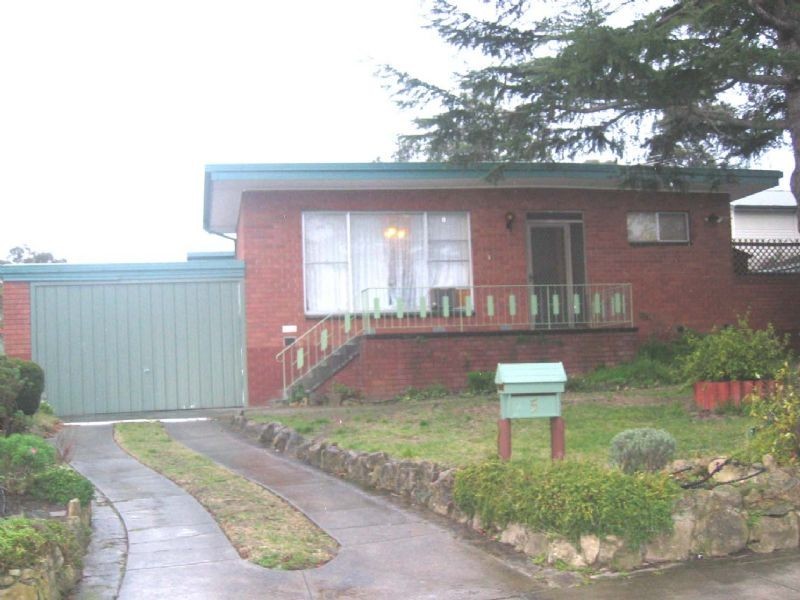 5 Willow Avenue, Glen Waverley VIC 3150