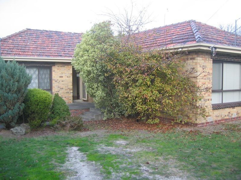 6 Savio Street, Chadstone VIC 3148