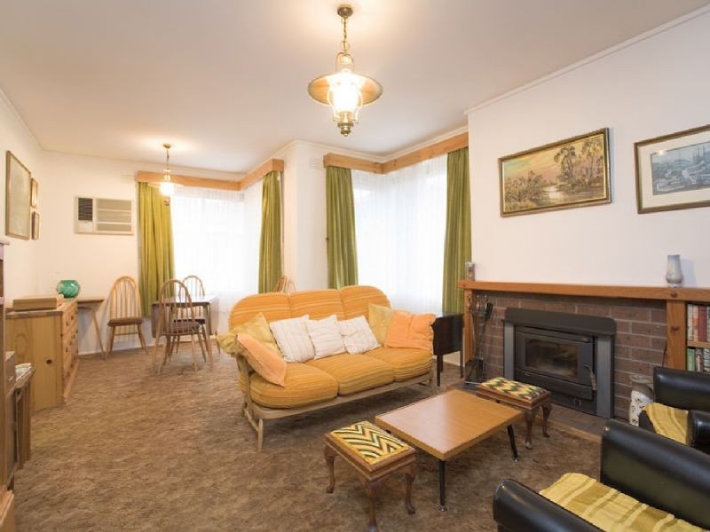 9 Muir Street, Mount Waverley VIC 3149