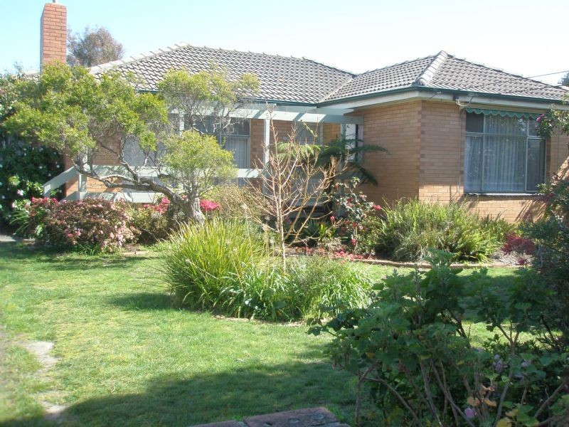 9 Kenilworth Crescent, Glen Waverley VIC 3150