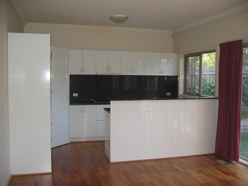 2/233 Waverley Road, Mount Waverley VIC 3149