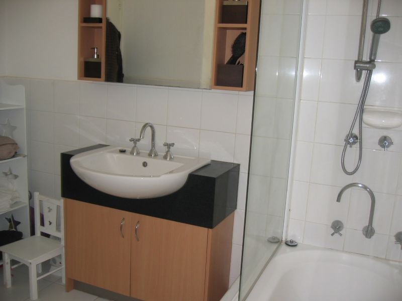 13 Akuna Avenue, Notting Hill VIC 3168