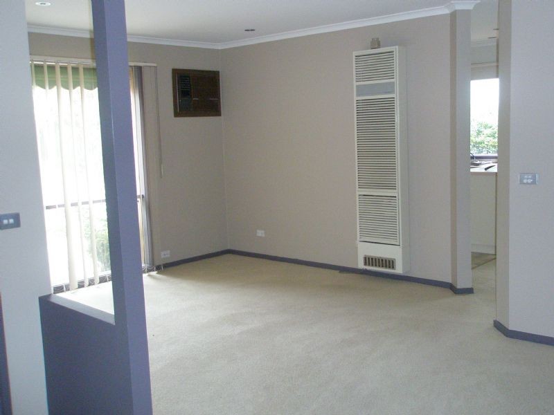 2/196 Lawrence Road , Mount Waverley VIC 3149