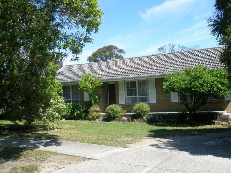 14 Winmalee Drive, Glen Waverley VIC 3150