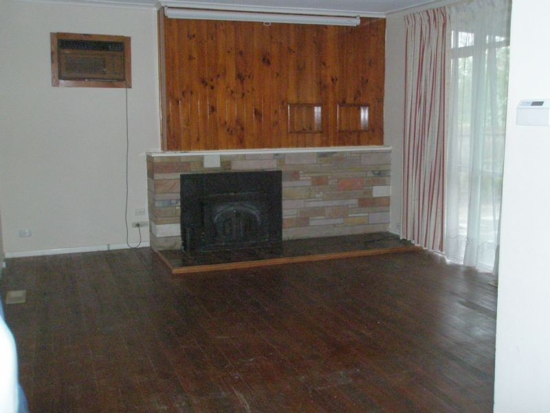 48 Illuka Crescent, Mount Waverley VIC 3149