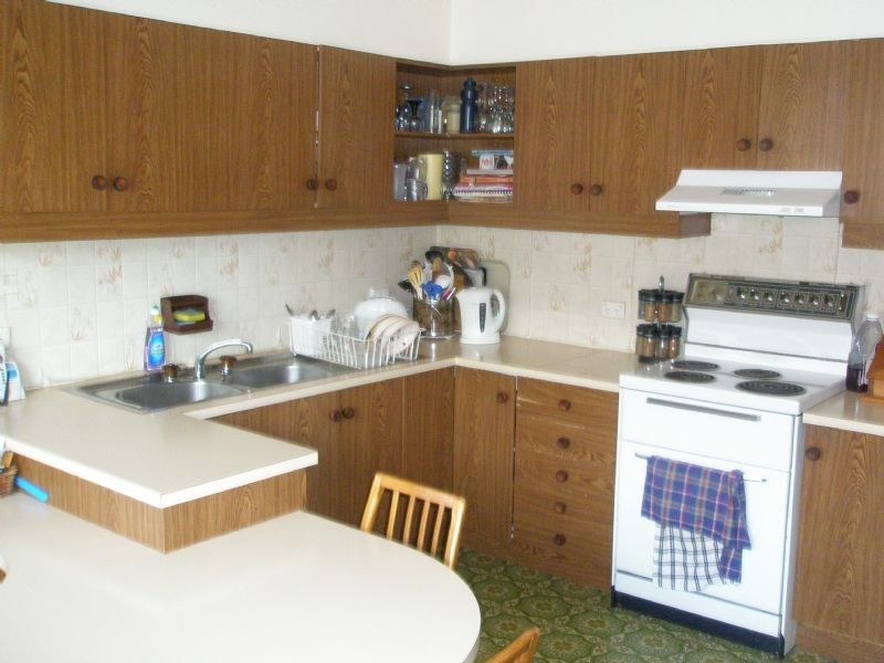 11 Adrienne Crescent, Mount Waverley VIC 3149