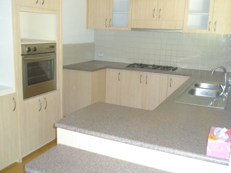 2/148 High Street Road, Ashwood VIC 3147