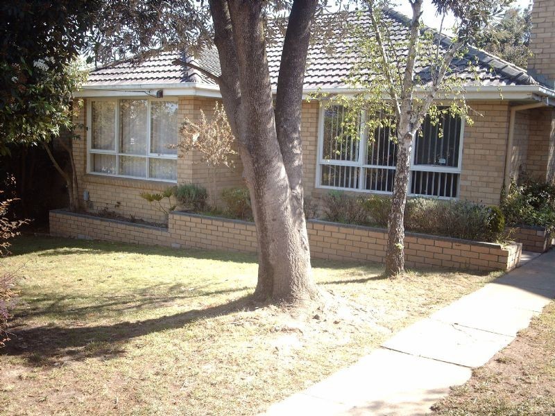 19 Swayfield Road, Mount Waverley VIC 3149