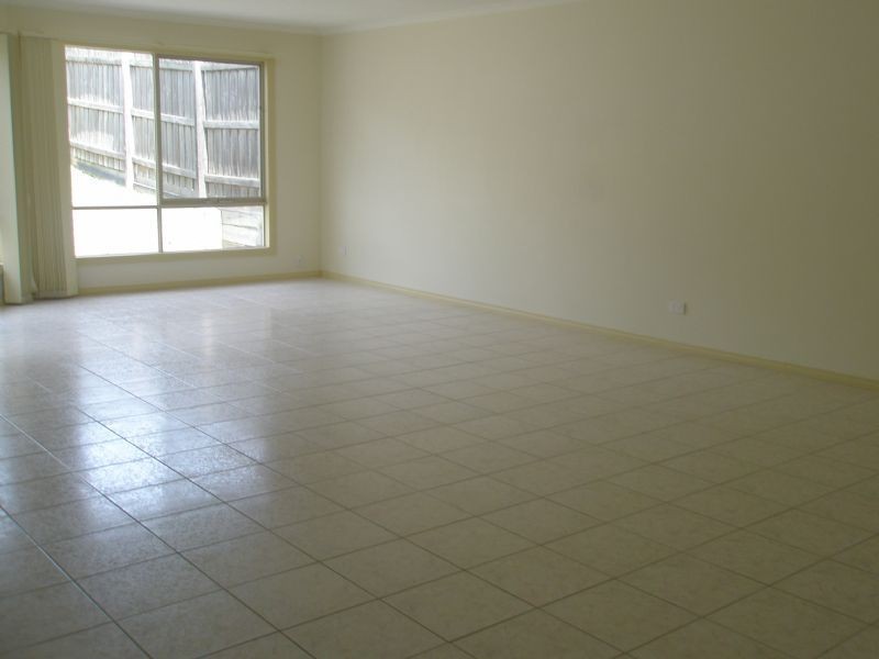 6 Callaghan Ave, Glen Waverley VIC 3150