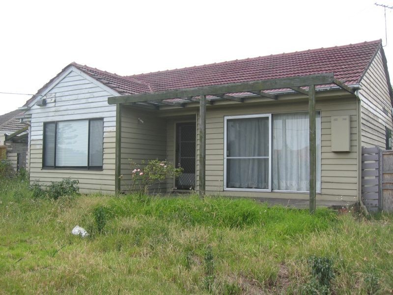 2 Roberts Avenue, Mulgrave VIC 3170