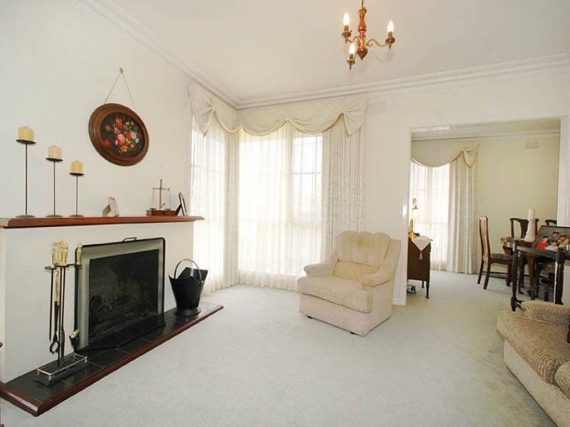 77 Orchard Street, Glen Waverley VIC 3150