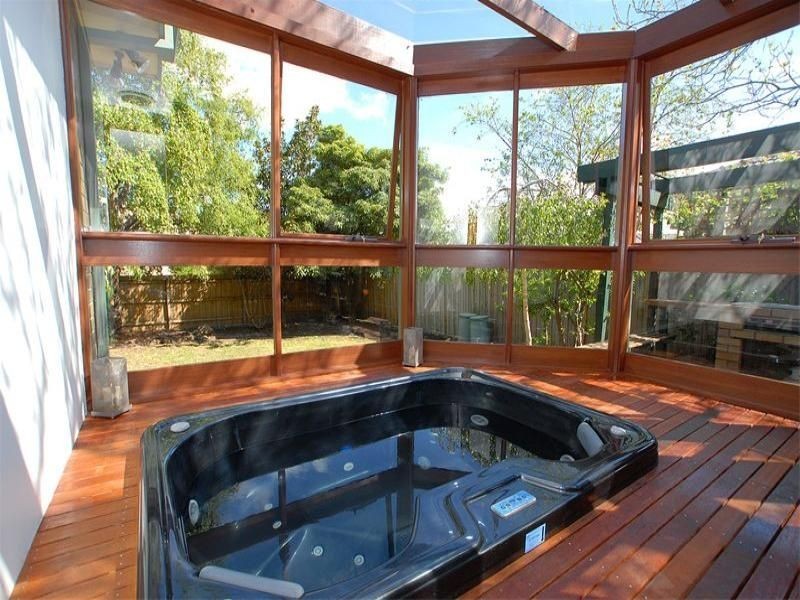 61 Windella Crescent, Glen Waverley VIC 3150