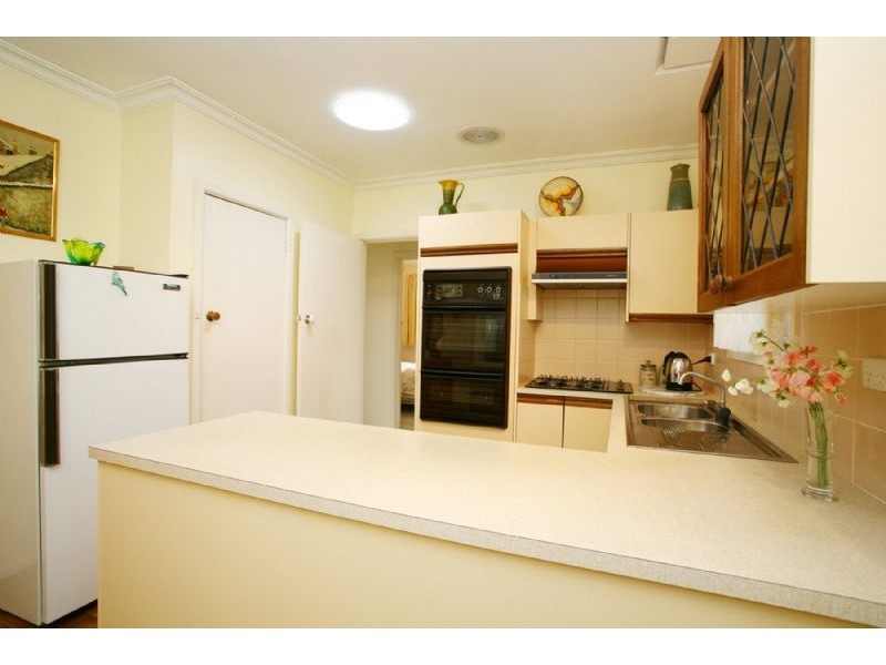 14 Debbie Street, Mount Waverley VIC 3149