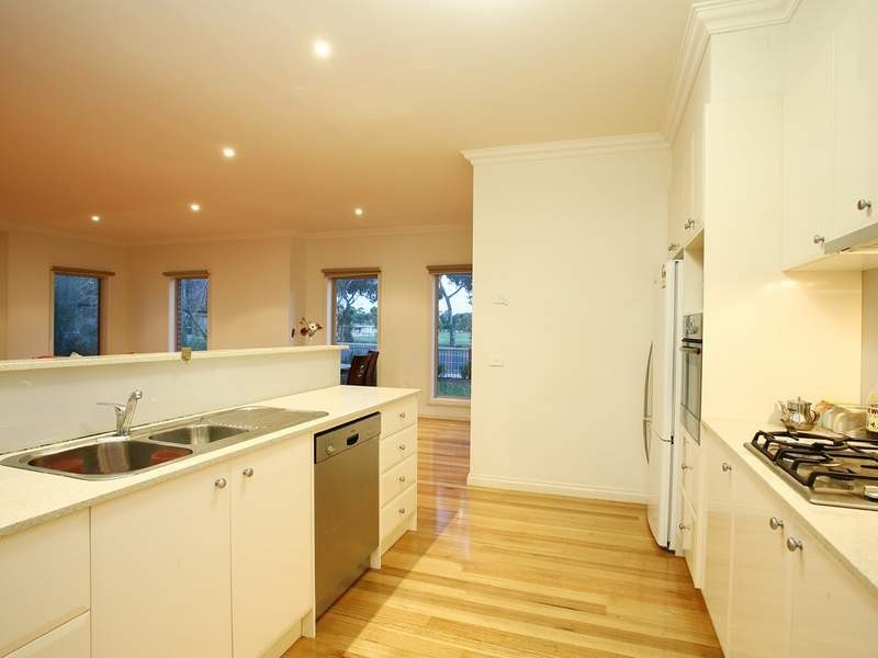 691 High Street Road, Glen Waverley VIC 3150