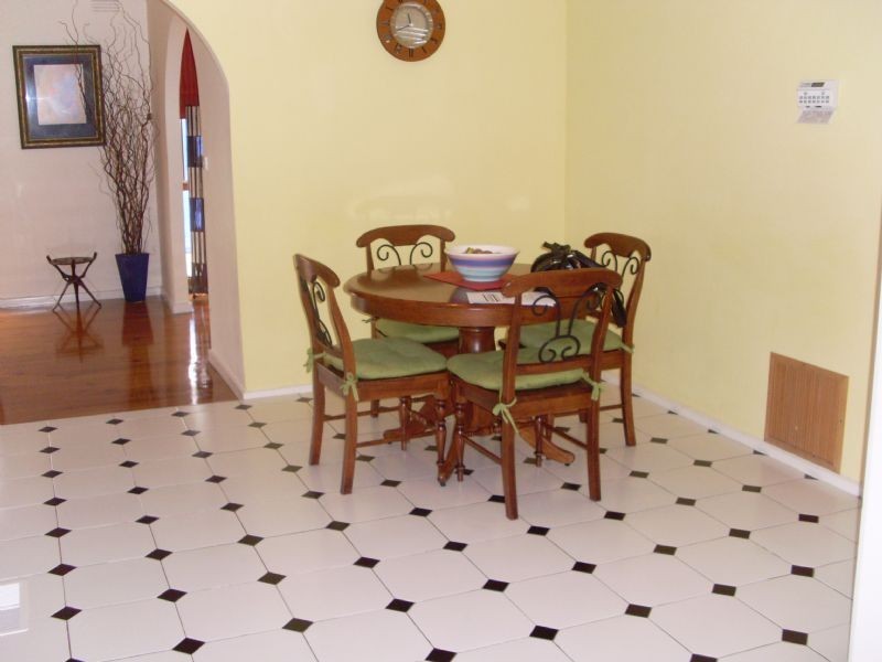 41 Leatherwood Crescent, Wheelers Hill VIC 3150