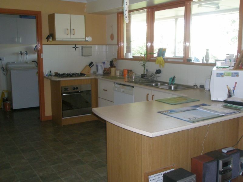 34 Monterey Avenue, Glen Waverley VIC 3150