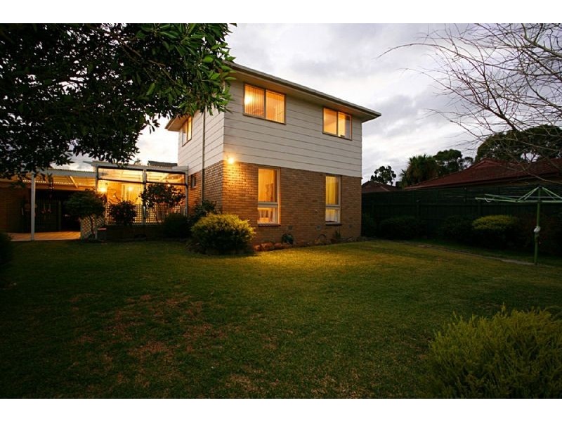 2 Leeds Road, Mount Waverley VIC 3149